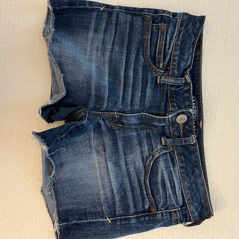 American Eagle Shorts size 6